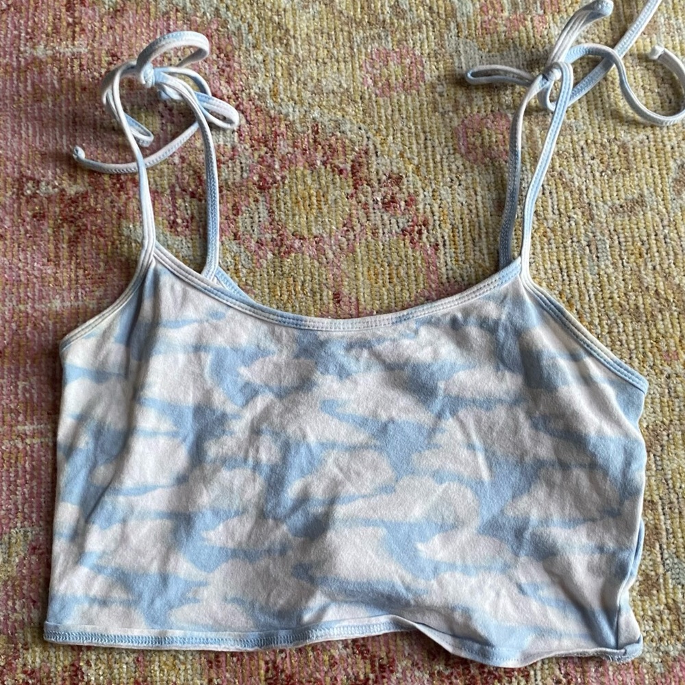 Cloud crop top🌧
